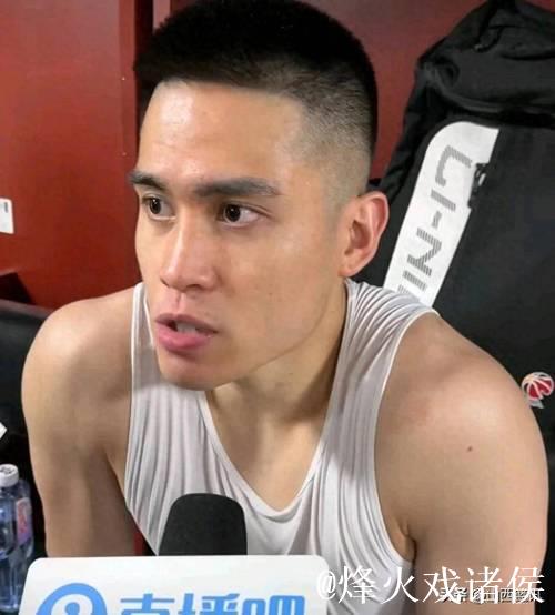 陈盈骏半场出战11分钟，投篮8中7得到21分1篮板3助攻