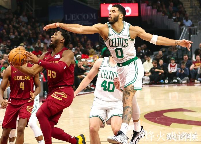 塔图姆33+12完胜米切尔35分 凯尔特人终结骑士15连胜神话